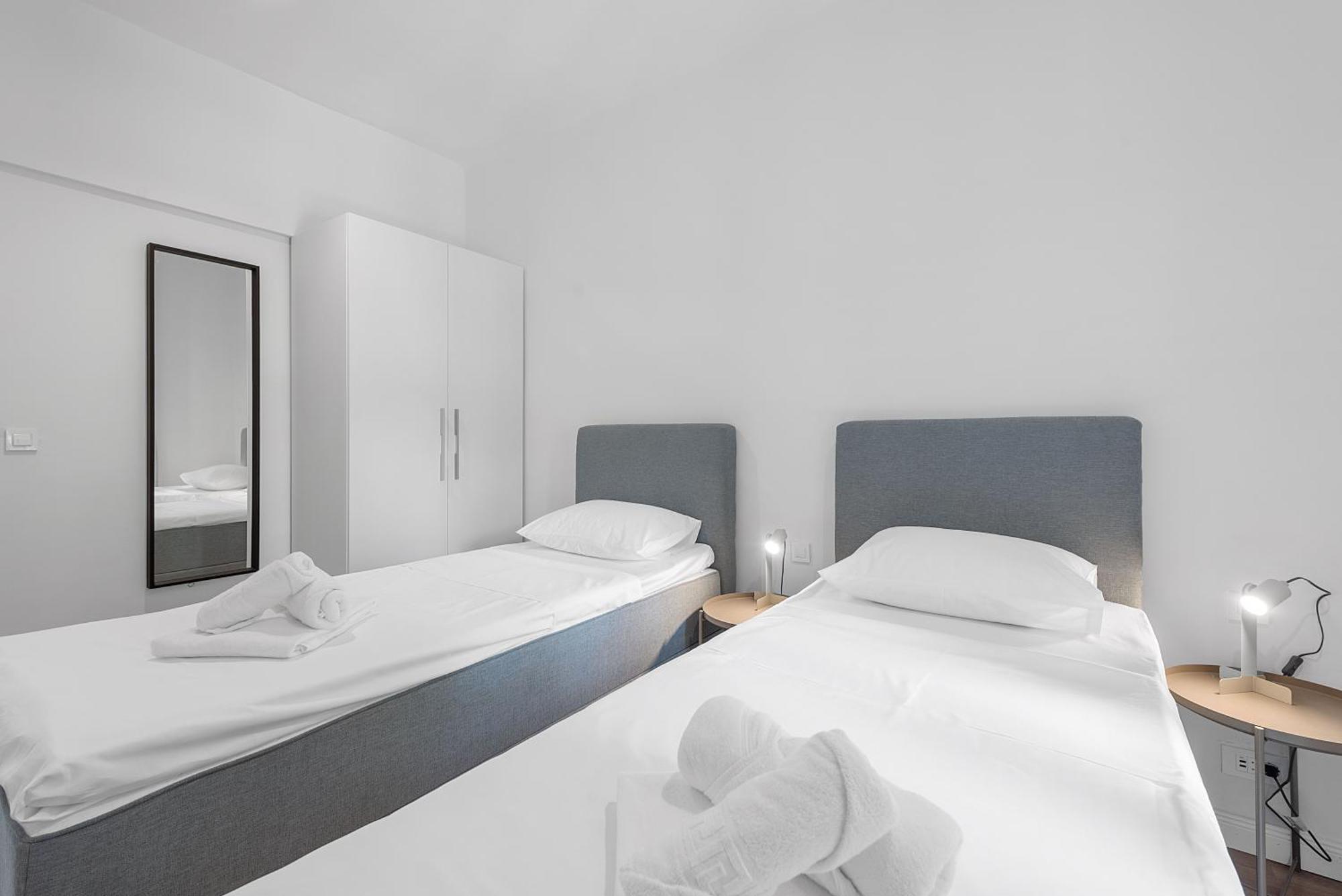 Bd Apartment *