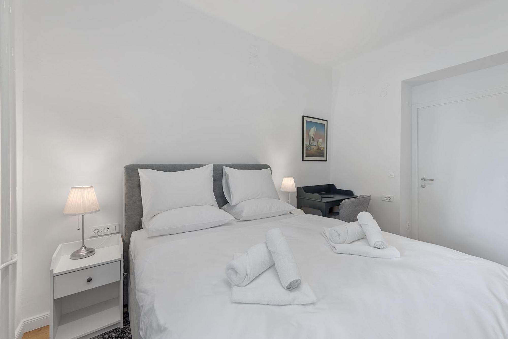 Bd Apartment