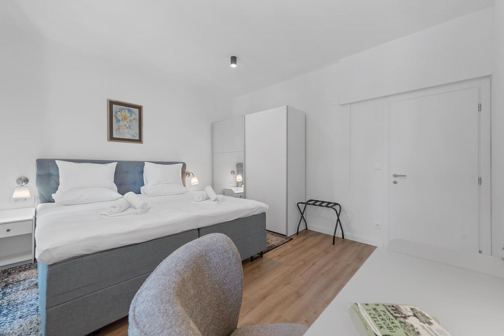 Bd Apartment