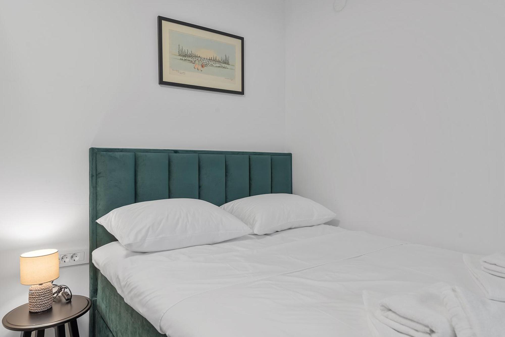 Bd Apartment *